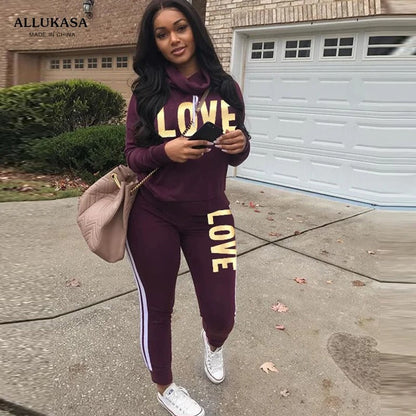2-piece set of women's clothing printed with the word LOVE high-neck hoodie sports pants
