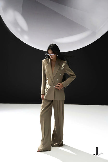 Tulip Moss Vest x Vie Moss Pants